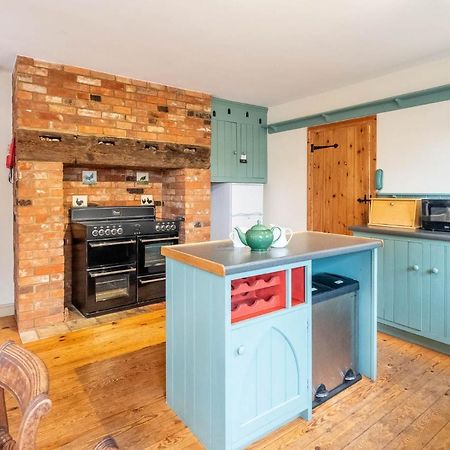 Micawbers - Aldeburgh Coastal Cottages Торпнес Екстериор снимка