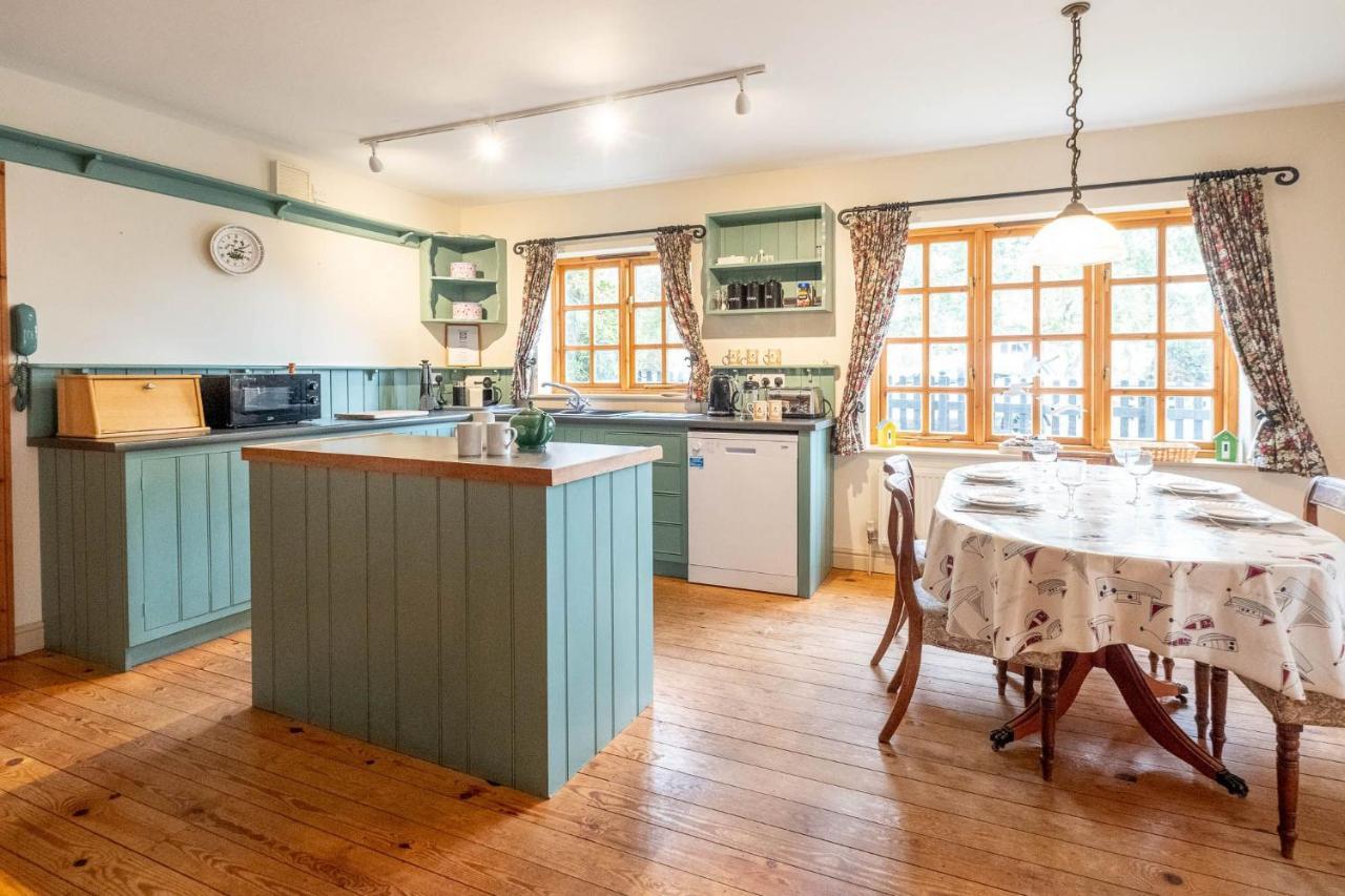 Micawbers - Aldeburgh Coastal Cottages Торпнес Екстериор снимка